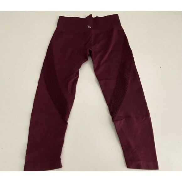 FOREVER 21 Leggings Women's Size S Yoga Pants Active Mesh Workout Maroon Check P - Picture 9 of 11
